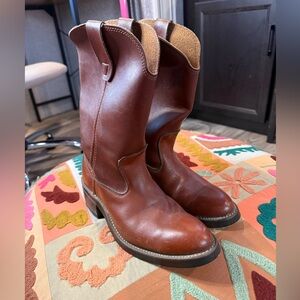 Biltrite Men's Brown Leather Boots size 7 W women’s size 9
